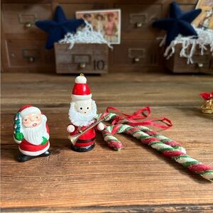 Bundle of 13 vintage holiday Christmas ornaments